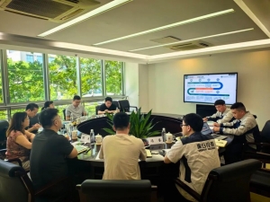 重慶電力高等?？茖W校副校長陳紹敏一行蒞臨東方特鋼調研